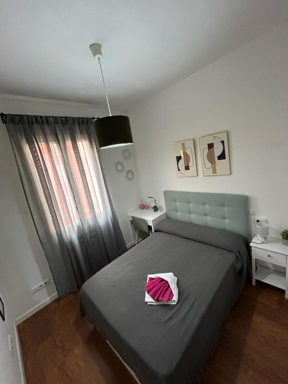 Habitaciones Magdalena Madrid Buitenkant foto